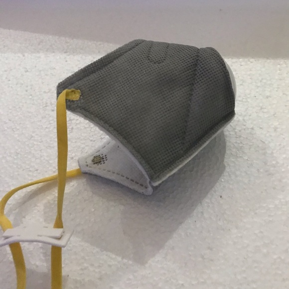 Gas mask for pet dog small virus medical costume apocalypse zombie humor gag - Picture 5 of 7